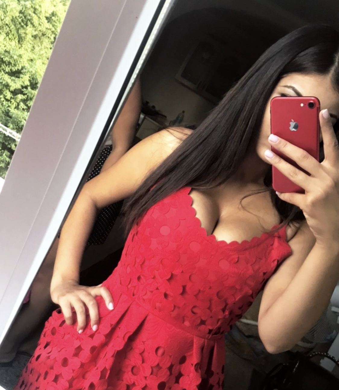 Карина привлекальеная девушка из Белебей цена от 3500 руб